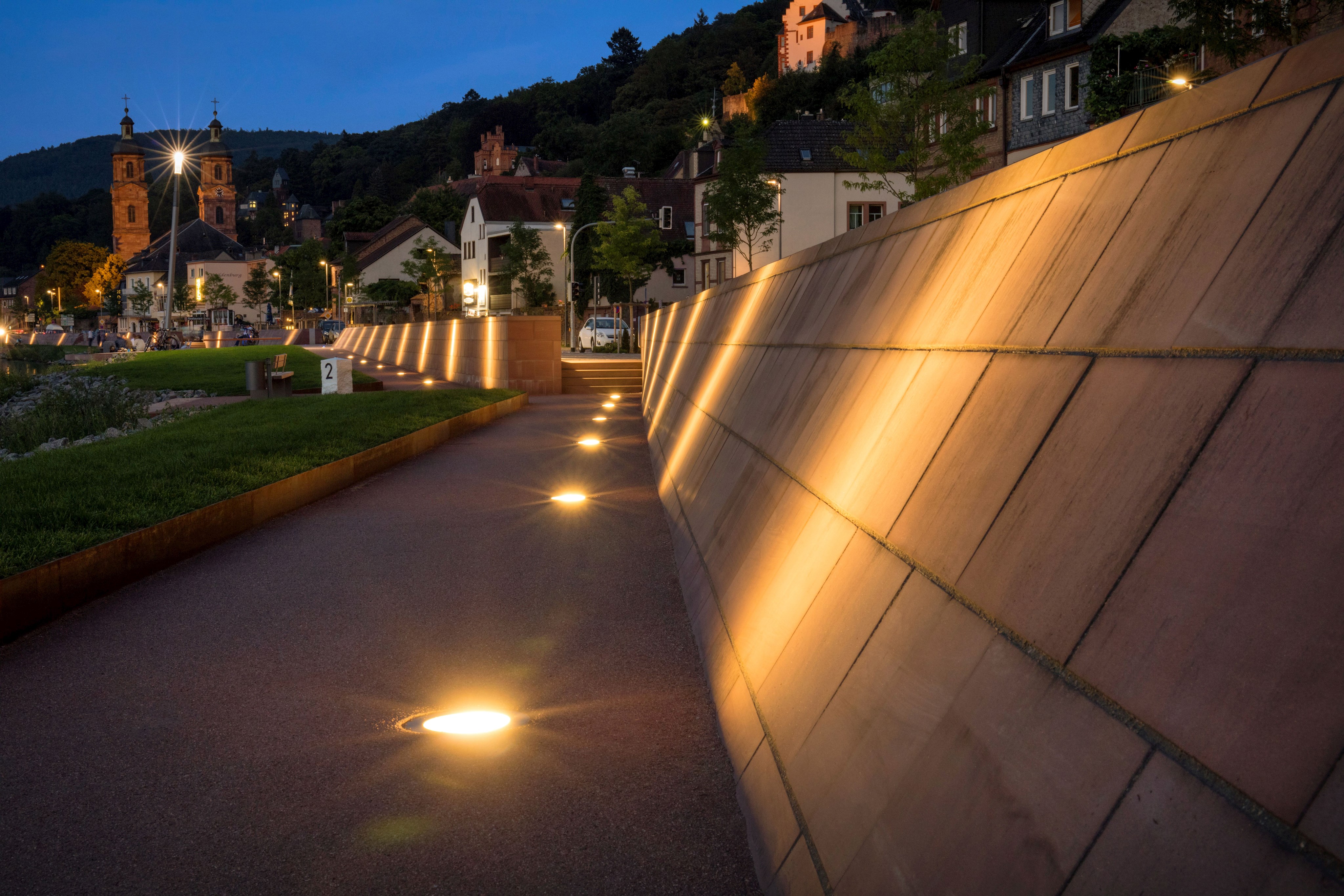 Foto Mainpromenade HG649_0512-80%.jpg