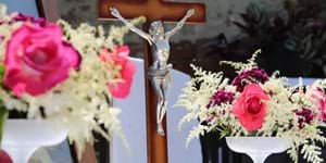 corpus-christi-feast-g828ca28ec_1920.jpg